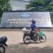 រោងចក្រផលិតស្បែកជើង វីង ស្ដារ ស៊ូ (Wing Star Shoes) ស្ថិតក្នុងឃុំមហាឫស្សី ស្រុកគងពិសី ខេត្តកំពង់ស្ពឺ ថ្ងៃទី១៨ ខែឧសភា ឆ្នាំ២០២២។ (រូបពីសារព័ត៌មានក្រៅស្រុក)
